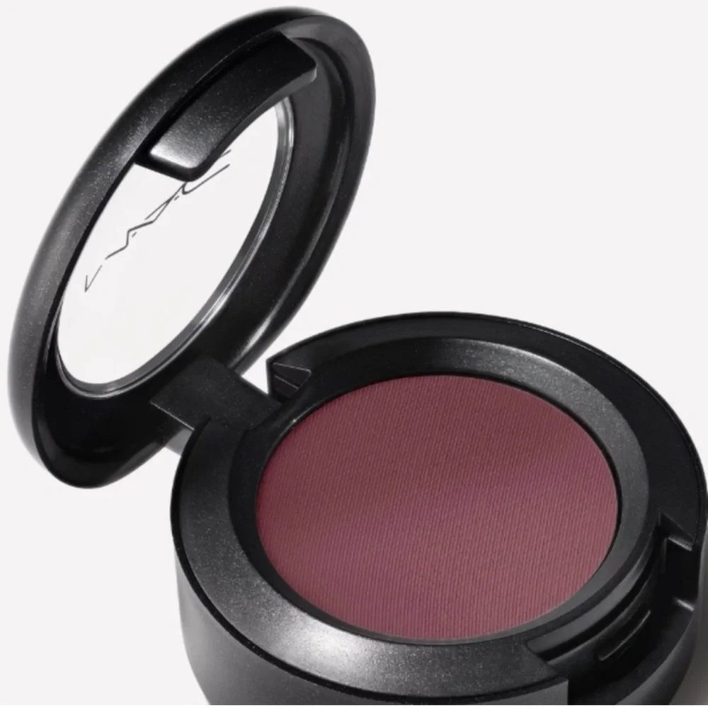 MAC SHADY SANTA eyeshadow NIB Matte